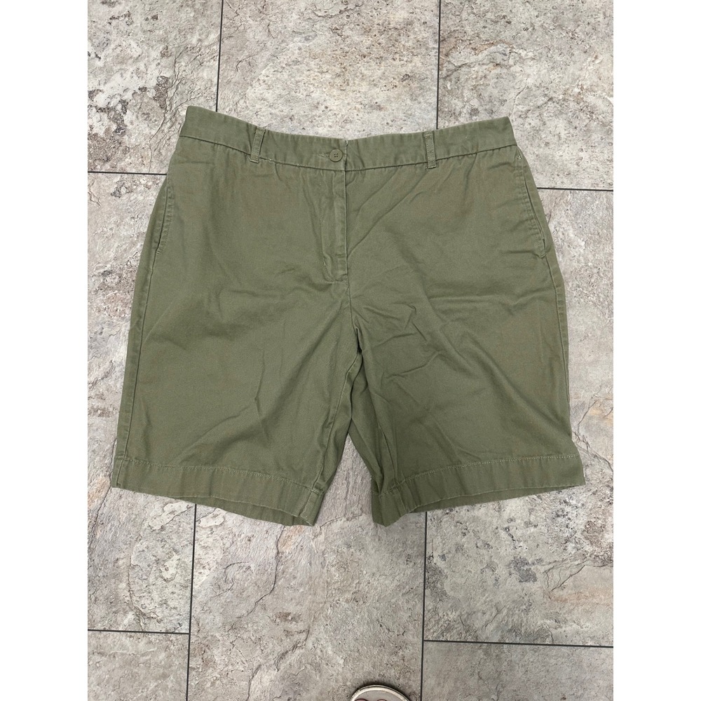 Womens Covington Signature Fit Khaki Green Shorts Size 14